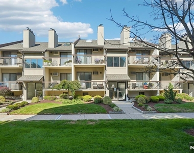 105 W Ridge - Photo Thumbnail 15