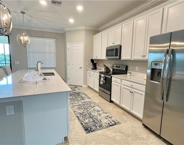 17321 Cherrywood Court - Photo Thumbnail 6