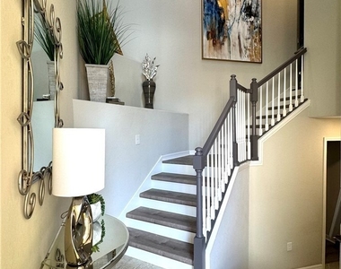 17321 Cherrywood Court - Photo Thumbnail 3