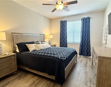 17321 Cherrywood Court - Photo Thumbnail 14