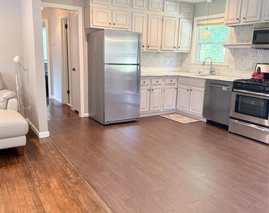 180 Orchard - Photo Thumbnail 7