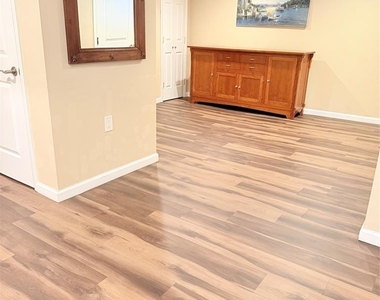 180 Orchard - Photo Thumbnail 26
