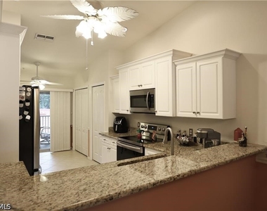 2770 Cypress Trace Circle - Photo Thumbnail 6