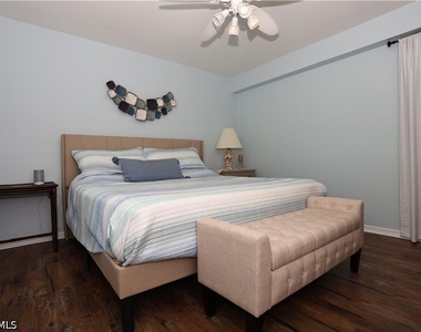 2770 Cypress Trace Circle - Photo Thumbnail 16