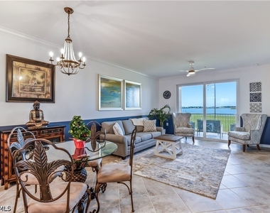 43030 Greenway Boulevard - Photo Thumbnail 3
