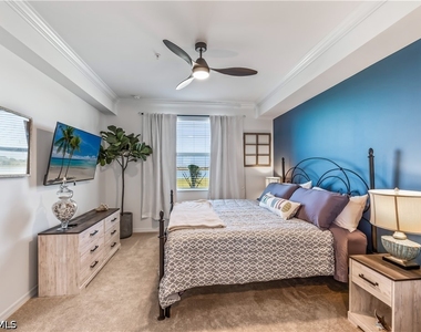43030 Greenway Boulevard - Photo Thumbnail 9
