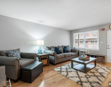 164 Clinton - Photo Thumbnail 3