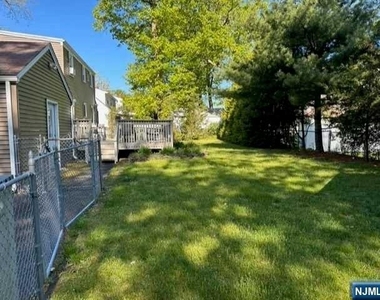 189 W Prospect - Photo Thumbnail 11