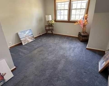 189 W Prospect - Photo Thumbnail 10