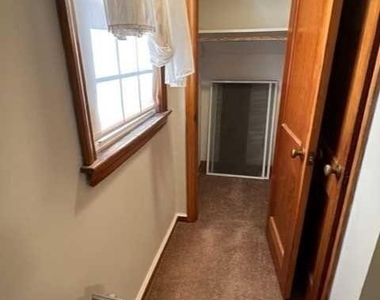 189 W Prospect - Photo Thumbnail 7