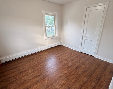274 Union - Photo Thumbnail 1