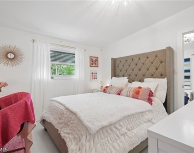 1340 Delmar Lane - Photo Thumbnail 11