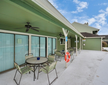 14777 Wunderlich Drive - Photo Thumbnail 23