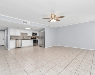 14777 Wunderlich Drive - Photo Thumbnail 8