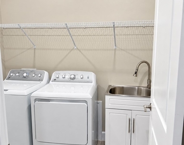 133 Sw 33rd Place - Photo Thumbnail 25