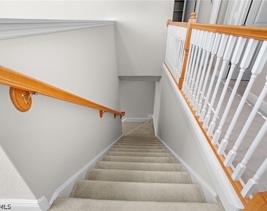 5717 Mango Circle - Photo Thumbnail 14