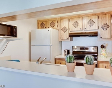 4321 27th Court Sw - Photo Thumbnail 6