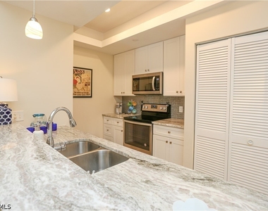 3611 Wild Pines Drive - Photo Thumbnail 4