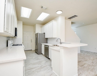 5607 Stonecloud Lane - Photo Thumbnail 15