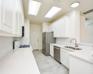 5607 Stonecloud Lane - Photo Thumbnail 18