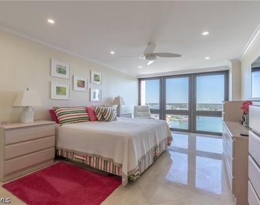 4031 Gulf Shore Boulevard N - Photo Thumbnail 9