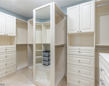 4031 Gulf Shore Boulevard N - Photo Thumbnail 12