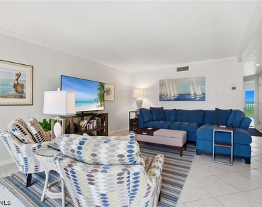 25720 Hickory Boulevard - Photo Thumbnail 3