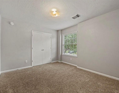 2518 Hidden Park Lane - Photo Thumbnail 16
