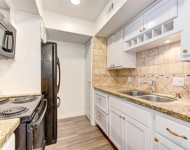 10202 Forum Park Drive - Photo Thumbnail 11
