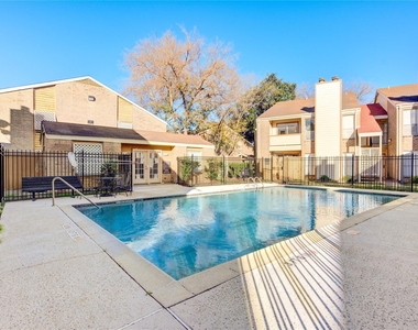 10202 Forum Park Drive - Photo Thumbnail 22