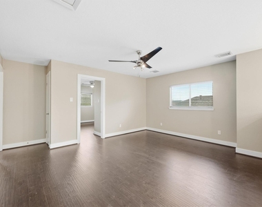 19407 Wann Park Drive - Photo Thumbnail 23