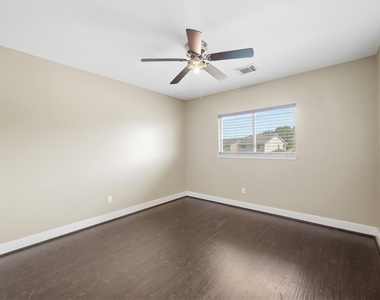 19407 Wann Park Drive - Photo Thumbnail 19