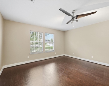 19407 Wann Park Drive - Photo Thumbnail 3