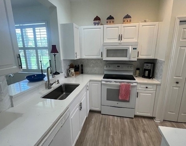 2325 Carrington Court - Photo Thumbnail 2