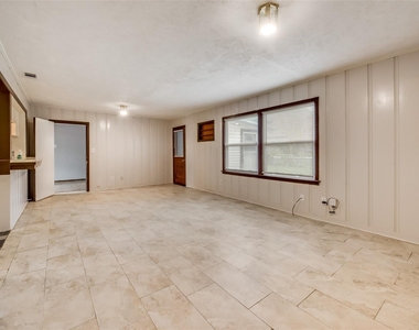 6506 Westview Drive - Photo Thumbnail 2