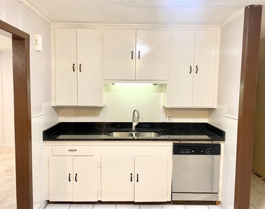 6506 Westview Drive - Photo Thumbnail 6