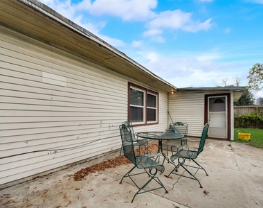 6506 Westview Drive - Photo Thumbnail 13