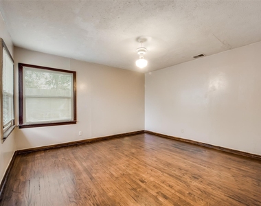 6506 Westview Drive - Photo Thumbnail 7