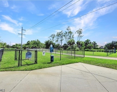 7103 Lily Way - Photo Thumbnail 34