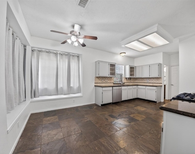 15010 Chestnut Falls Drive - Photo Thumbnail 6