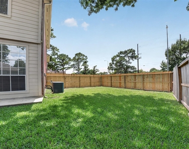 15010 Chestnut Falls Drive - Photo Thumbnail 36