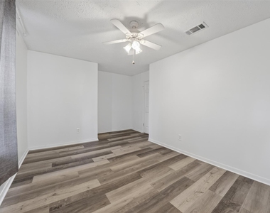 15010 Chestnut Falls Drive - Photo Thumbnail 30
