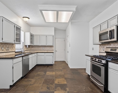 15010 Chestnut Falls Drive - Photo Thumbnail 4