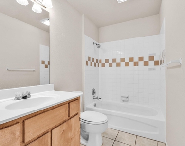 109 Bolero Way - Photo Thumbnail 11