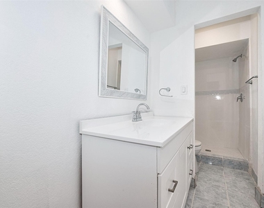25303 Lynbriar Lane - Photo Thumbnail 25