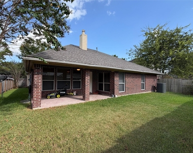 3314 Stonehurst Court - Photo Thumbnail 13