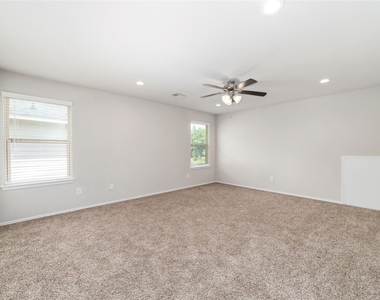 16451 Rosary Pea Place - Photo Thumbnail 23