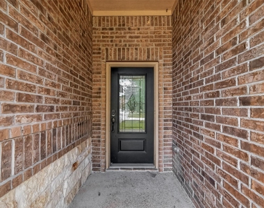 18713 Encinal Trail - Photo Thumbnail 2
