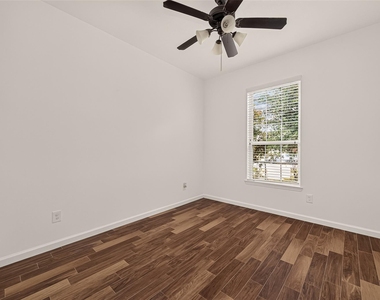 18713 Encinal Trail - Photo Thumbnail 31