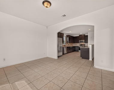 18713 Encinal Trail - Photo Thumbnail 13